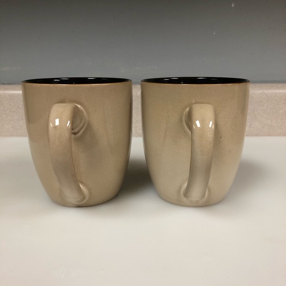BOGO Set of 2 Pfaltzgraff Tan and Brown Mugs - Picture 15 of 16
